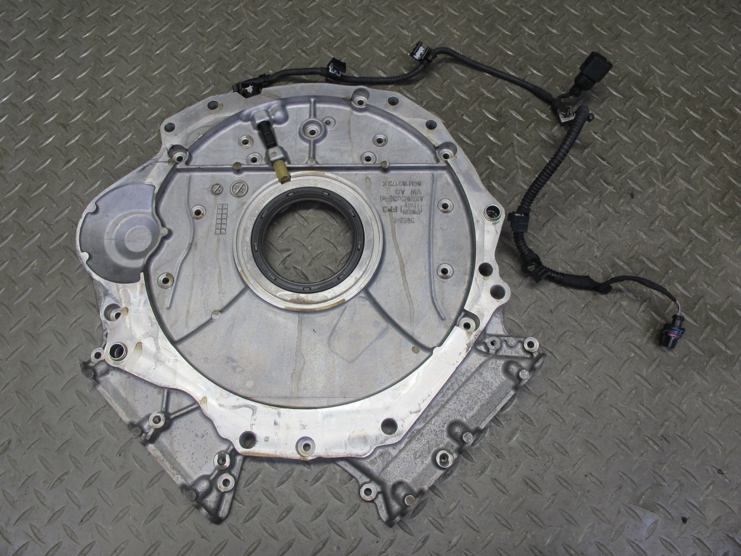 17-23 Porsche Panamera 971 2.9L Engine Rear Timing Plate Cover 06M103173K
