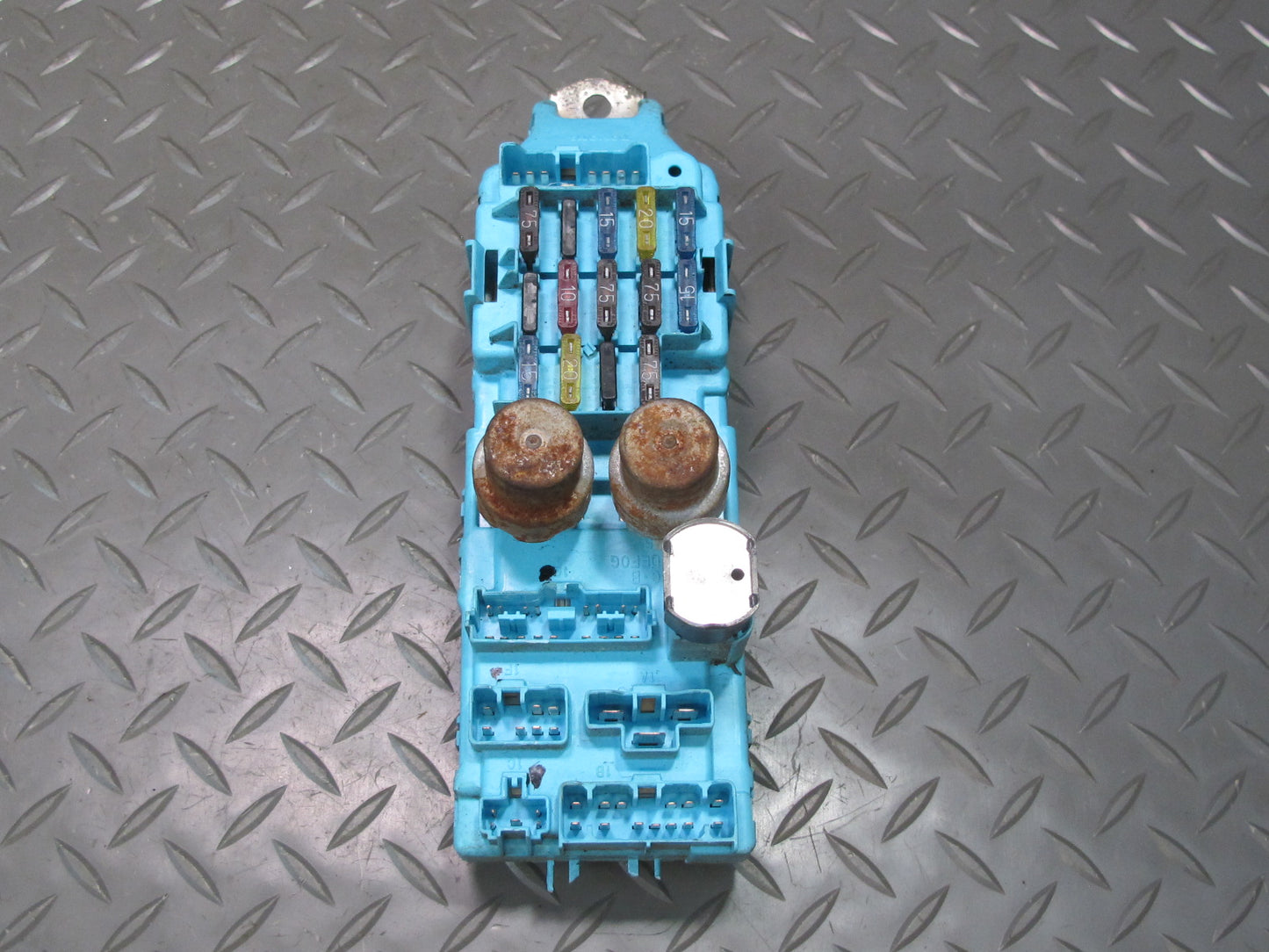 89-92 Toyota Supra MK3 MA70L Integration Relay Fuse Box Module OEM