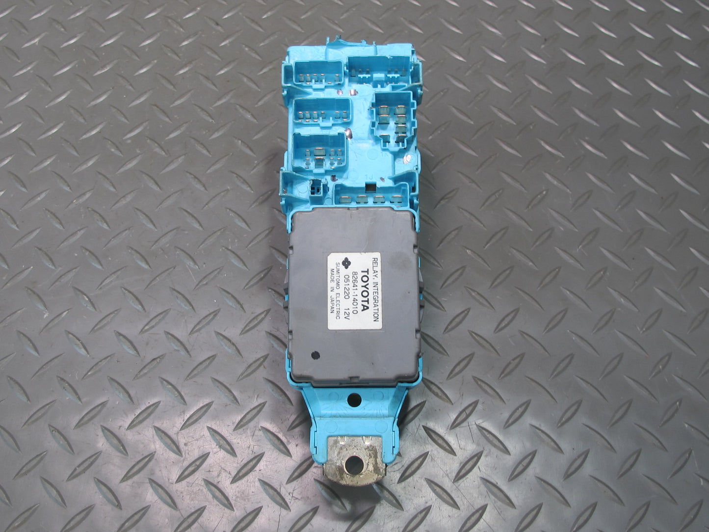 89-92 Toyota Supra MK3 MA70L Integration Relay Fuse Box Module OEM