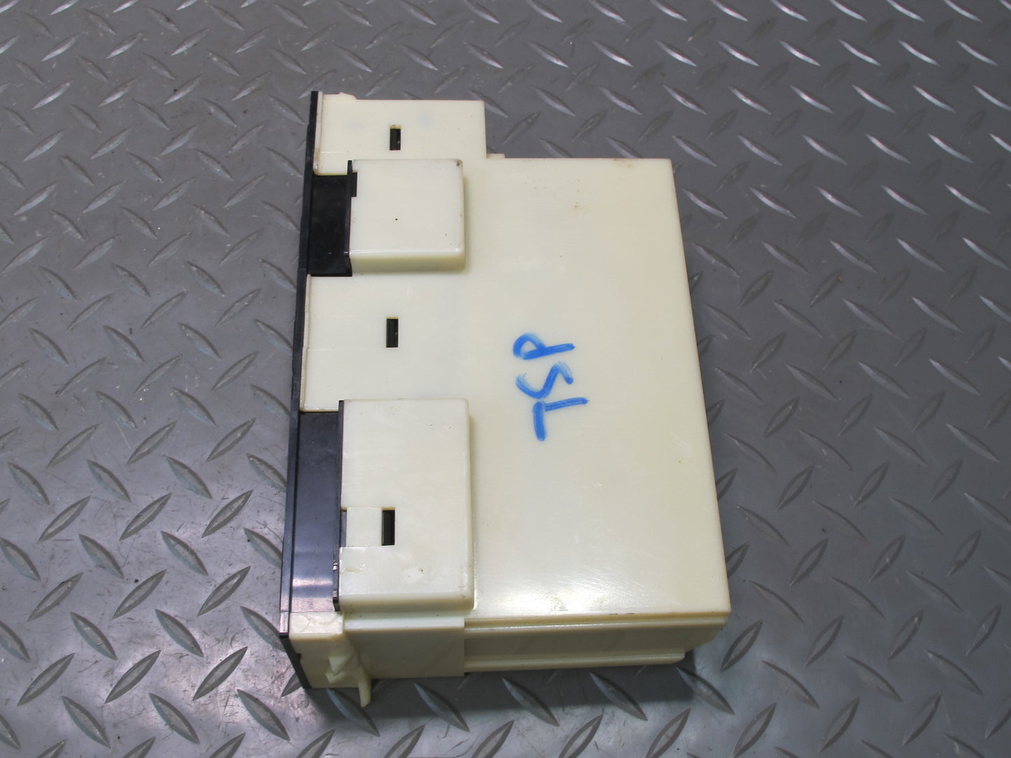 89-92 Toyota Supra MA70L AC Heater Climate Control Switch Panel 55900-14500 OEM