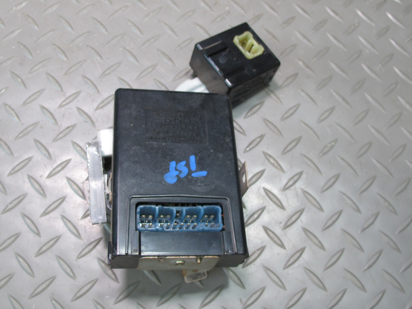 89-91 Toyota Supra MA70L 7MGE NA Speed Cruise Control Module w Relay OEM