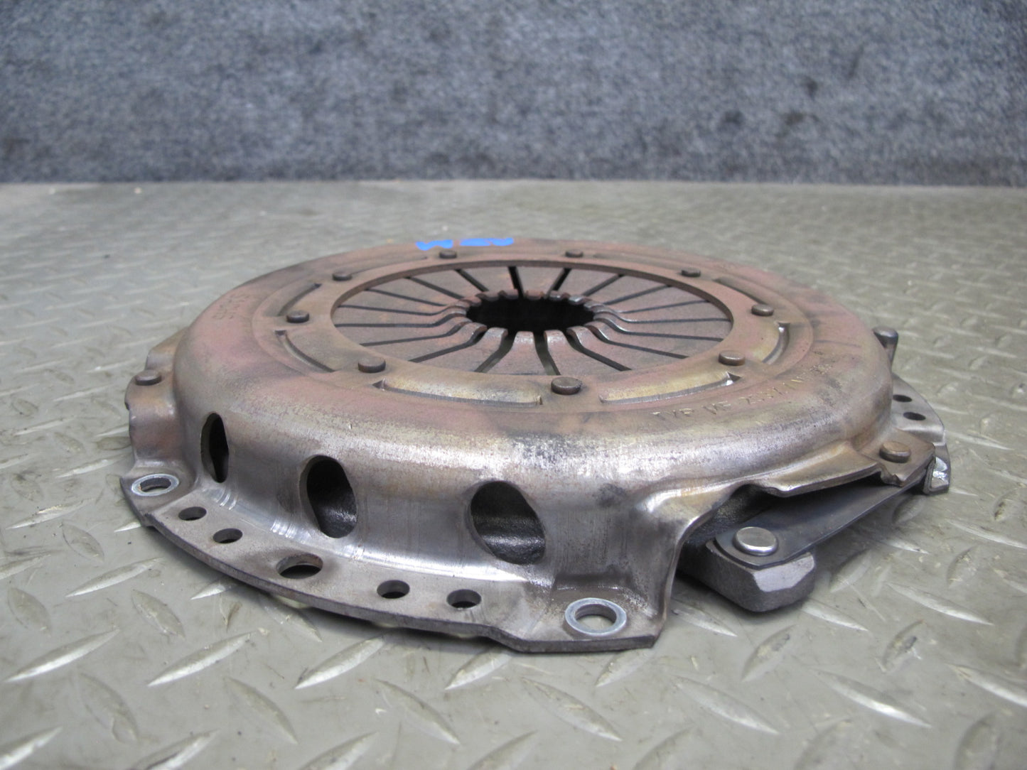 96-99 BMW E36/7 Z3 1.9L M44 M/T Transmission Flywheel Clutch Pressure Plate OEM