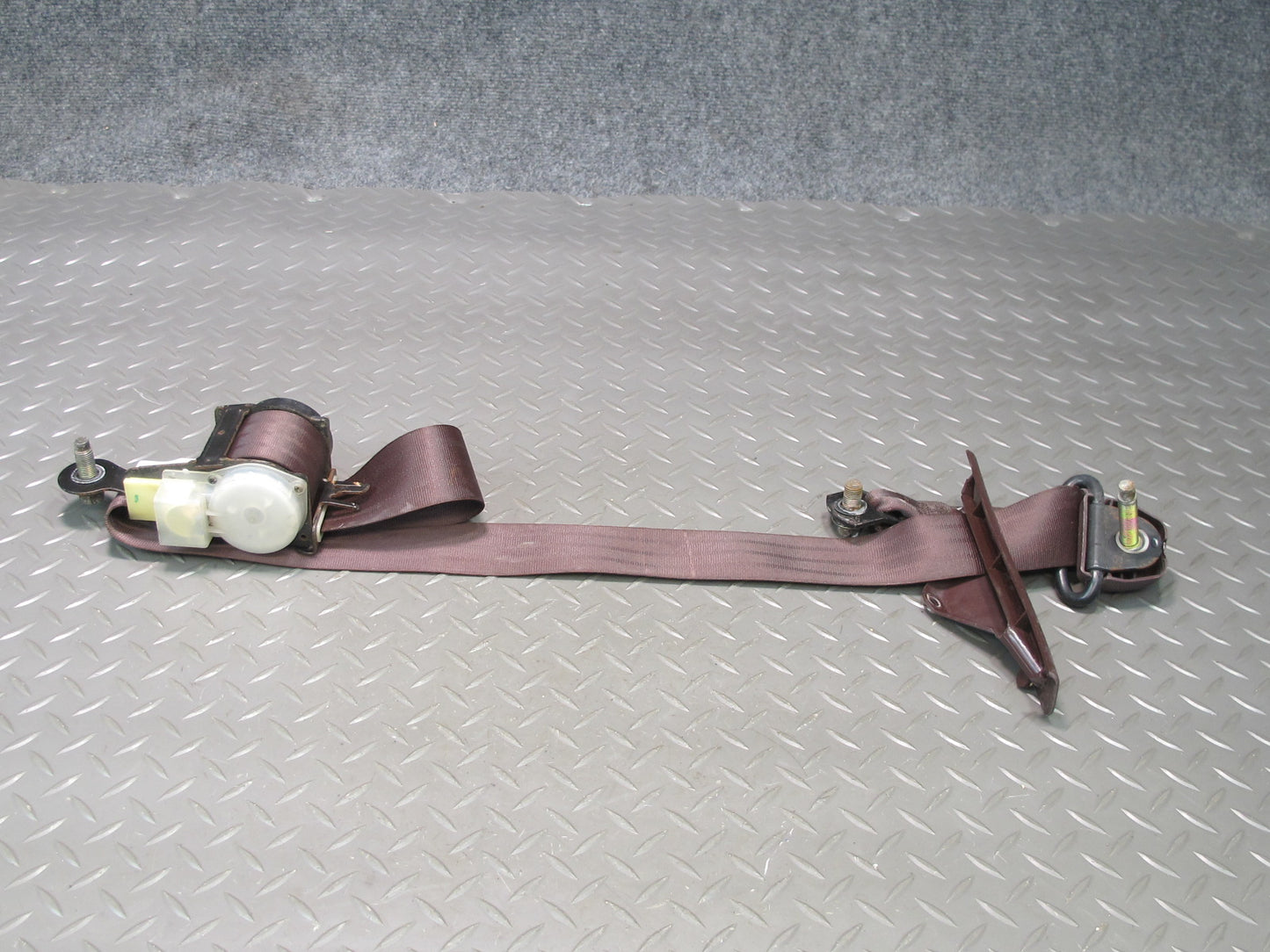 89-92 TOYOTA SUPRA MK3 REAR RIGHT & LEFT SIDE SEATBELT RETRACTOR SET OEM