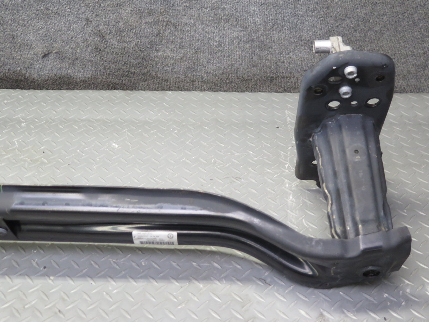 2011-2018 Porsche Cayenne 958 Front Bumper Reinforcement Impact Bar
