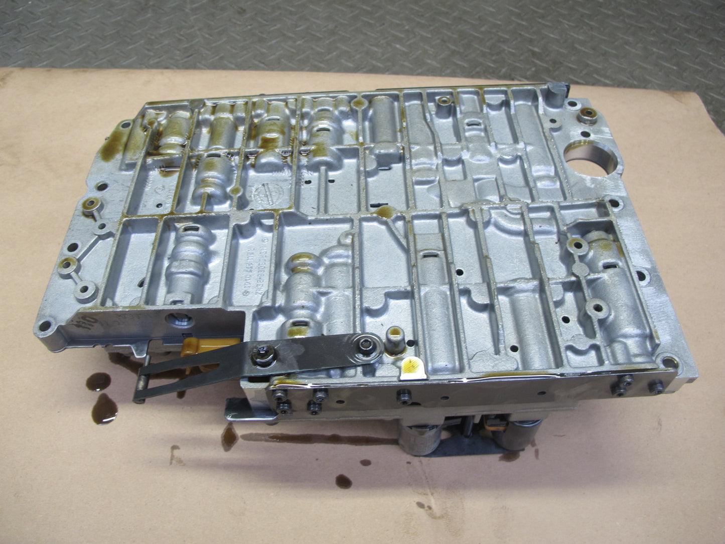 03-04 Mercedes R230 SL500R 722.633 Transmission Valve Body Mechatronic 130K OEM