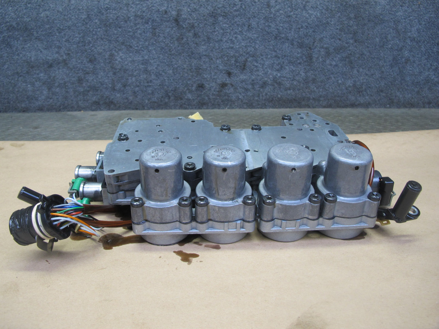 04-06 BMW E46 330i 330Ci A5S 390R A/T Transmission Valve Body Mechatronic OEM