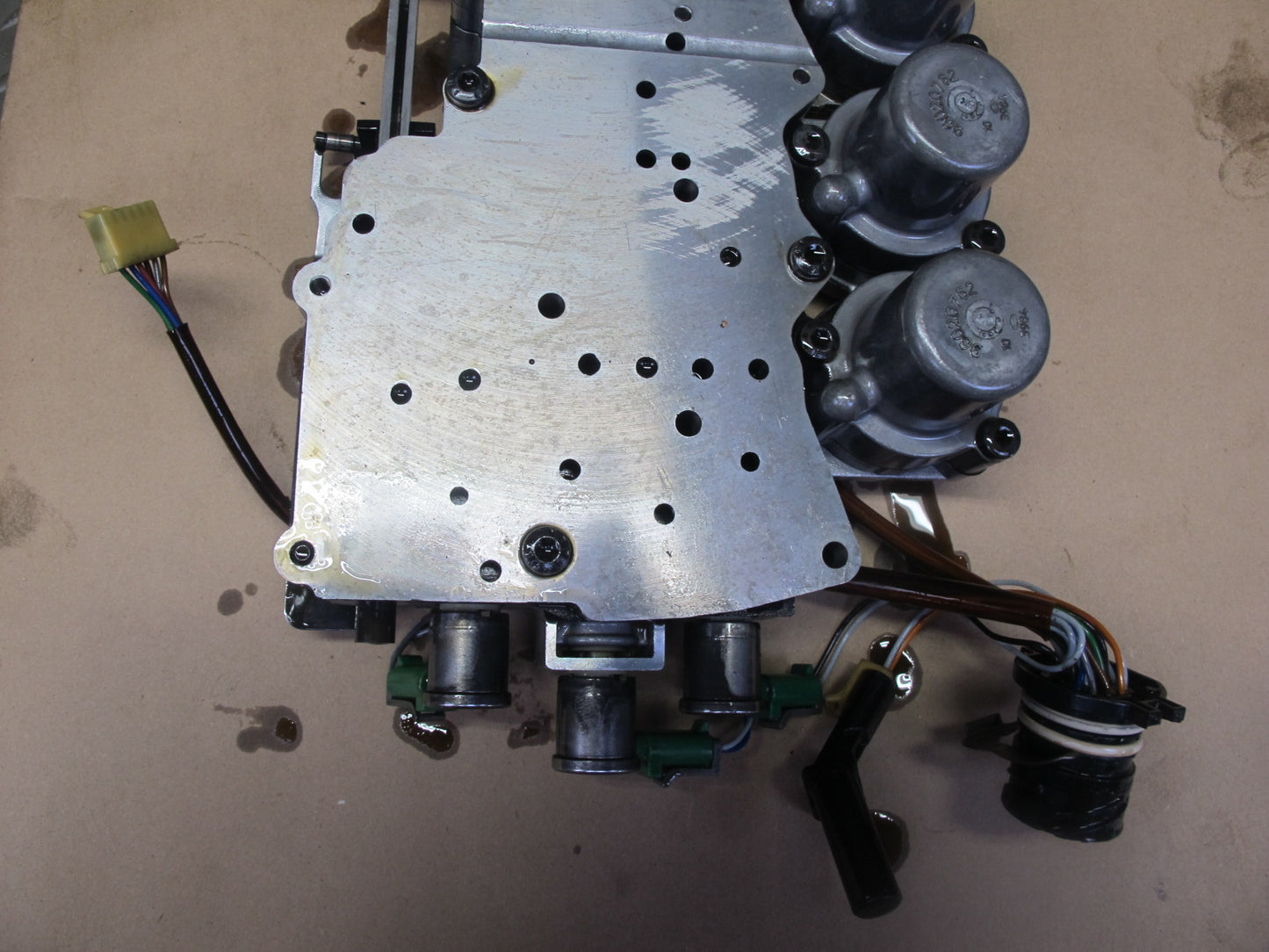 04-06 BMW E46 330i 330Ci A5S 390R A/T Transmission Valve Body Mechatronic OEM