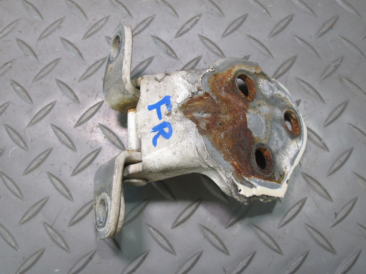 86-92 Toyota Supra MK3 MA70L Left & Right Door Upper & Lower Hinge Set White OEM