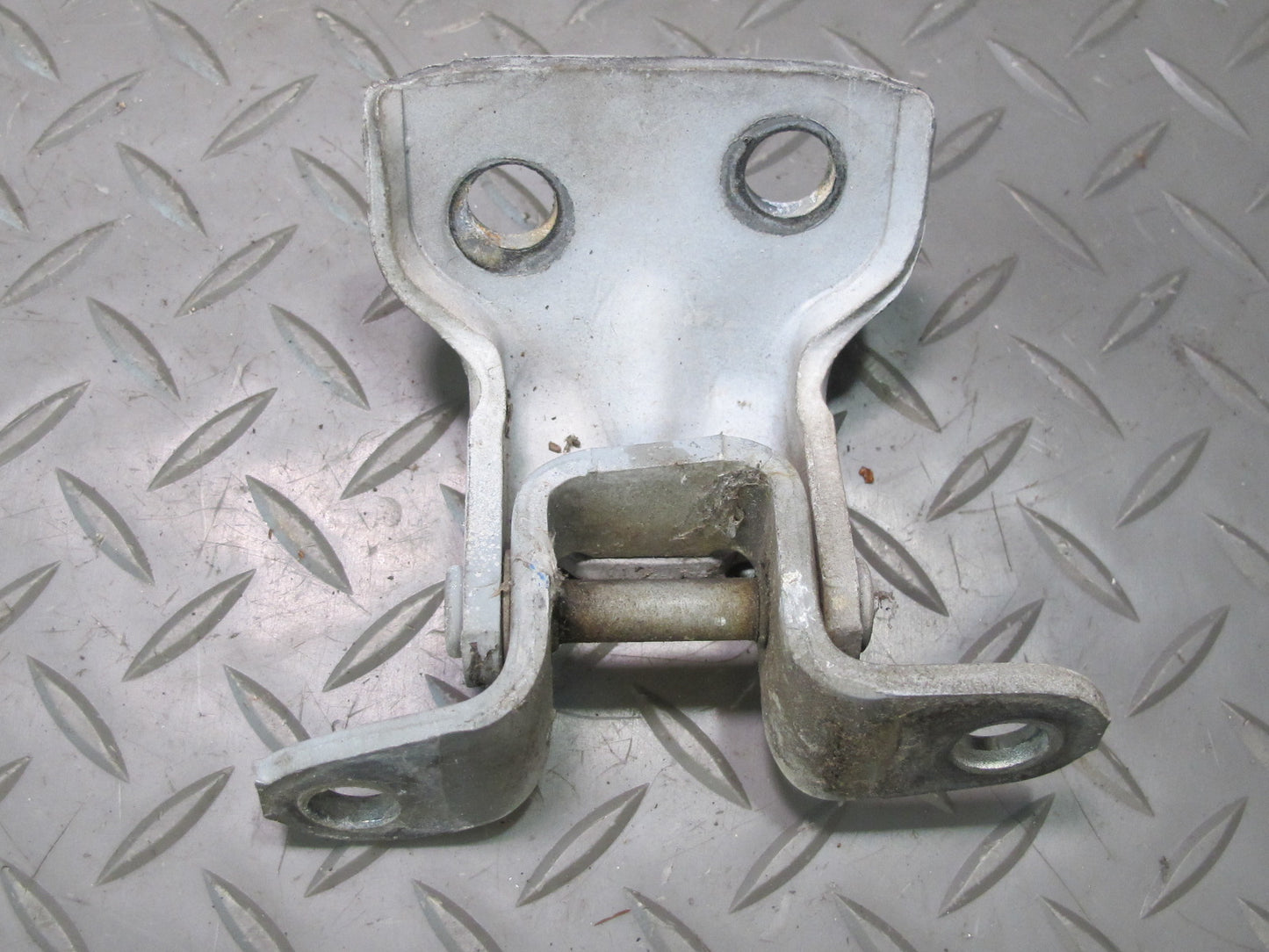 86-92 Toyota Supra MK3 MA70L Left & Right Door Upper & Lower Hinge Set White OEM