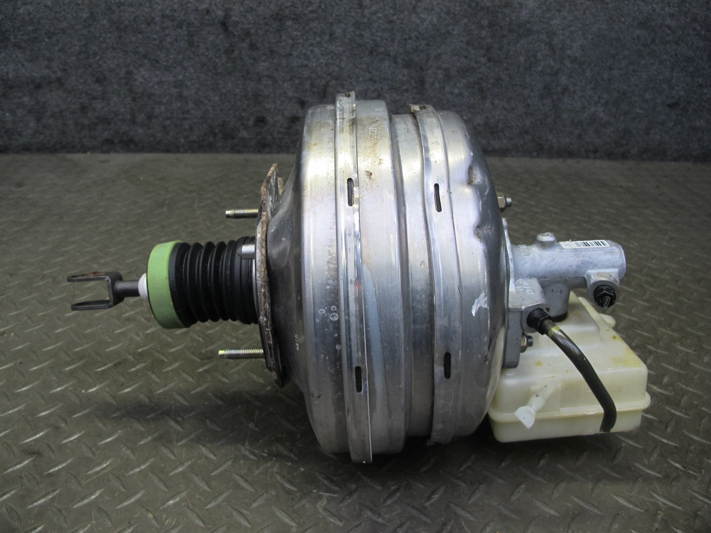 2006-2010 BMW E60 M5 Brake Master Cylinder Booster Fluid Reservoir Tank 55K Mile