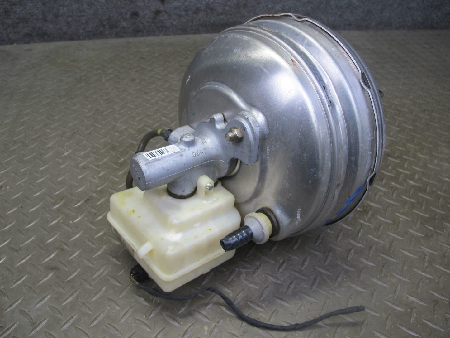 2006-2010 BMW E60 M5 Brake Master Cylinder Booster Fluid Reservoir Tank 55K Mile