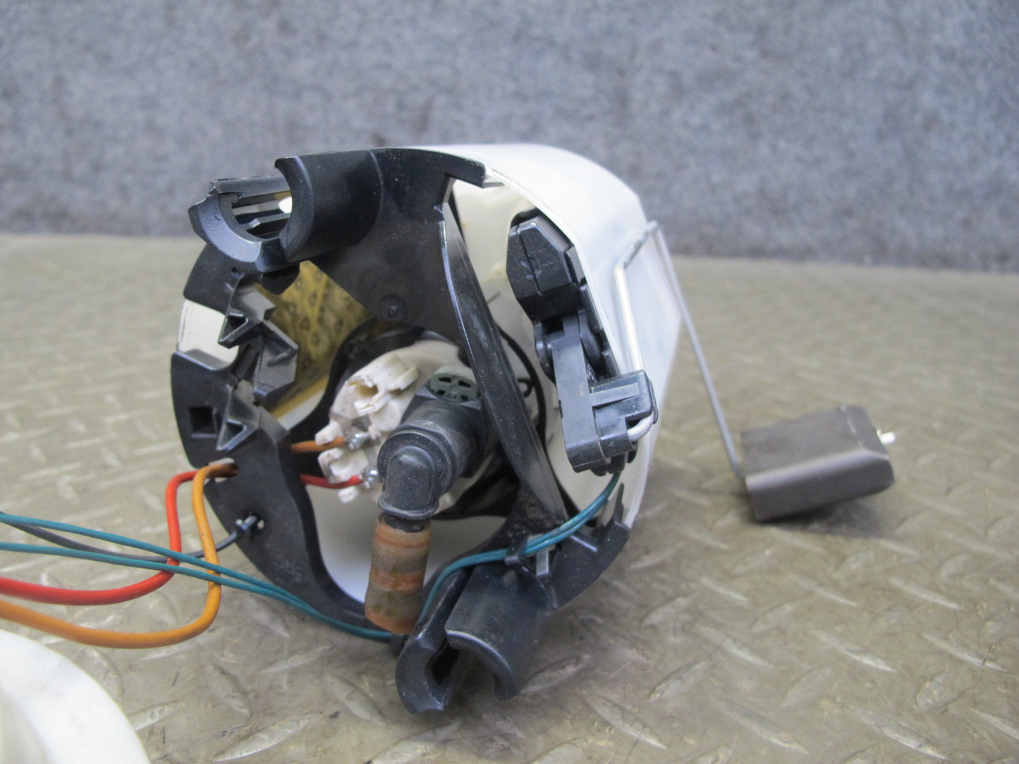 07-13 BMW E90 E92 E93 335i N54 Set of 2 Fuel Pump Level Sensor Sending Unit OEM