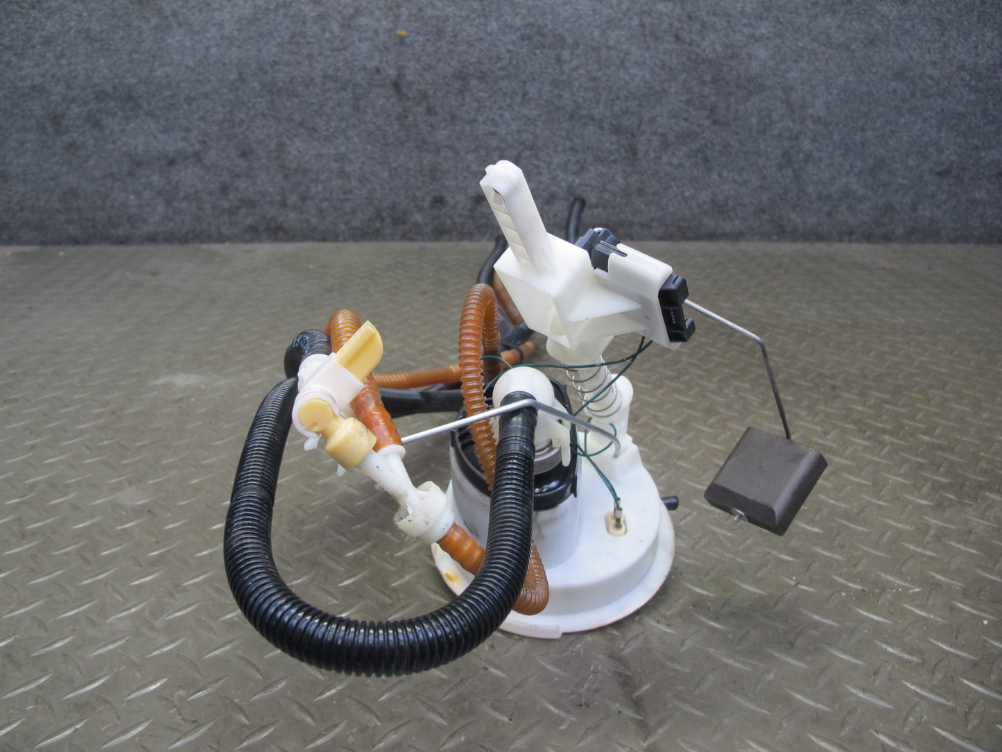 07-13 BMW E90 E92 E93 335i N54 Set of 2 Fuel Pump Level Sensor Sending Unit OEM