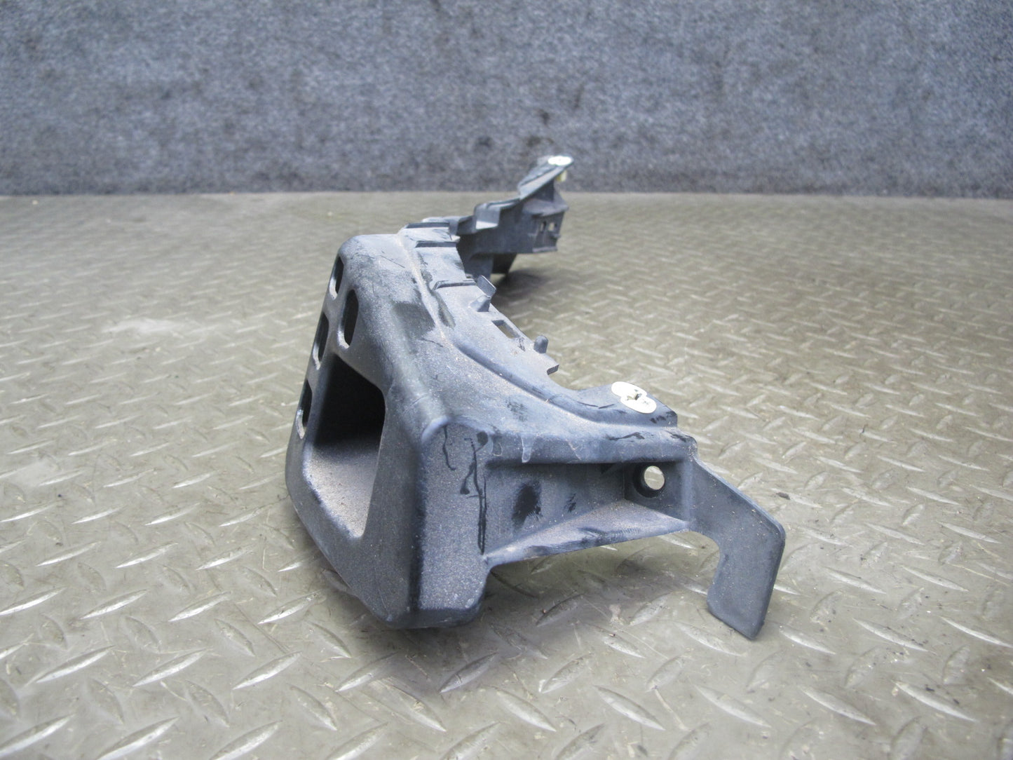 2011-2014 Porsche Cayenne 958 Rear Bumper Mount Bracket Support Set of 5