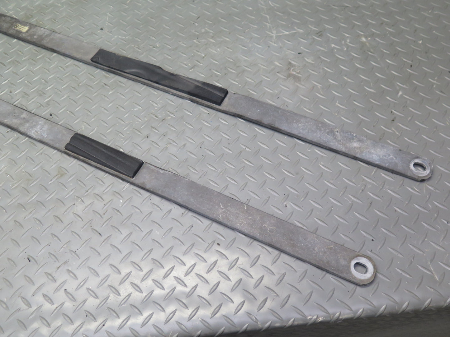07-13 BMW E93 335i Conv Set of 4 Rear Pull Rod & Front V-brace Bracket 64K OEM
