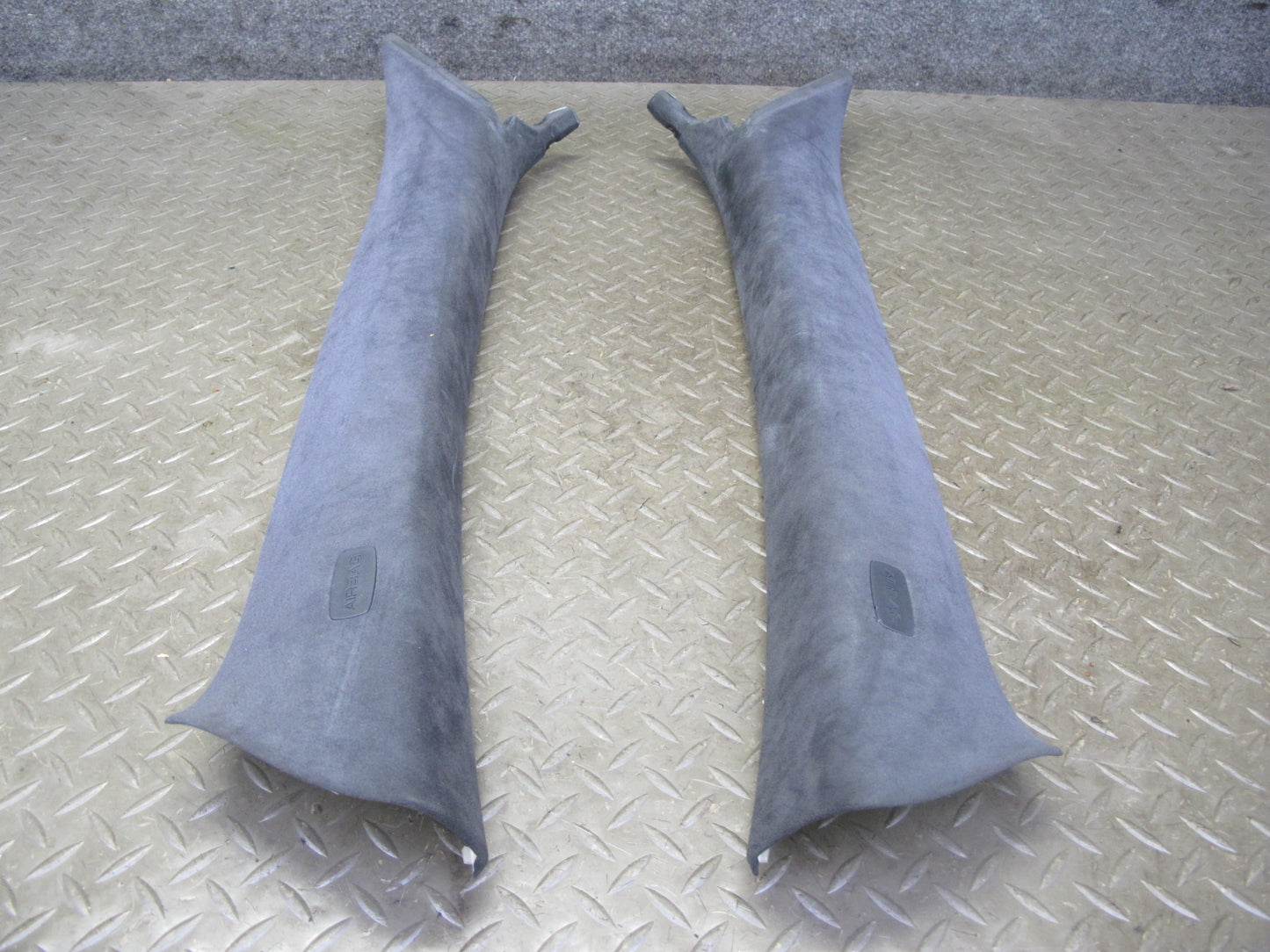 11-18 Porsche Cayenne 958 Front Right & Left Side A Pillar Trim Cover Panel Set