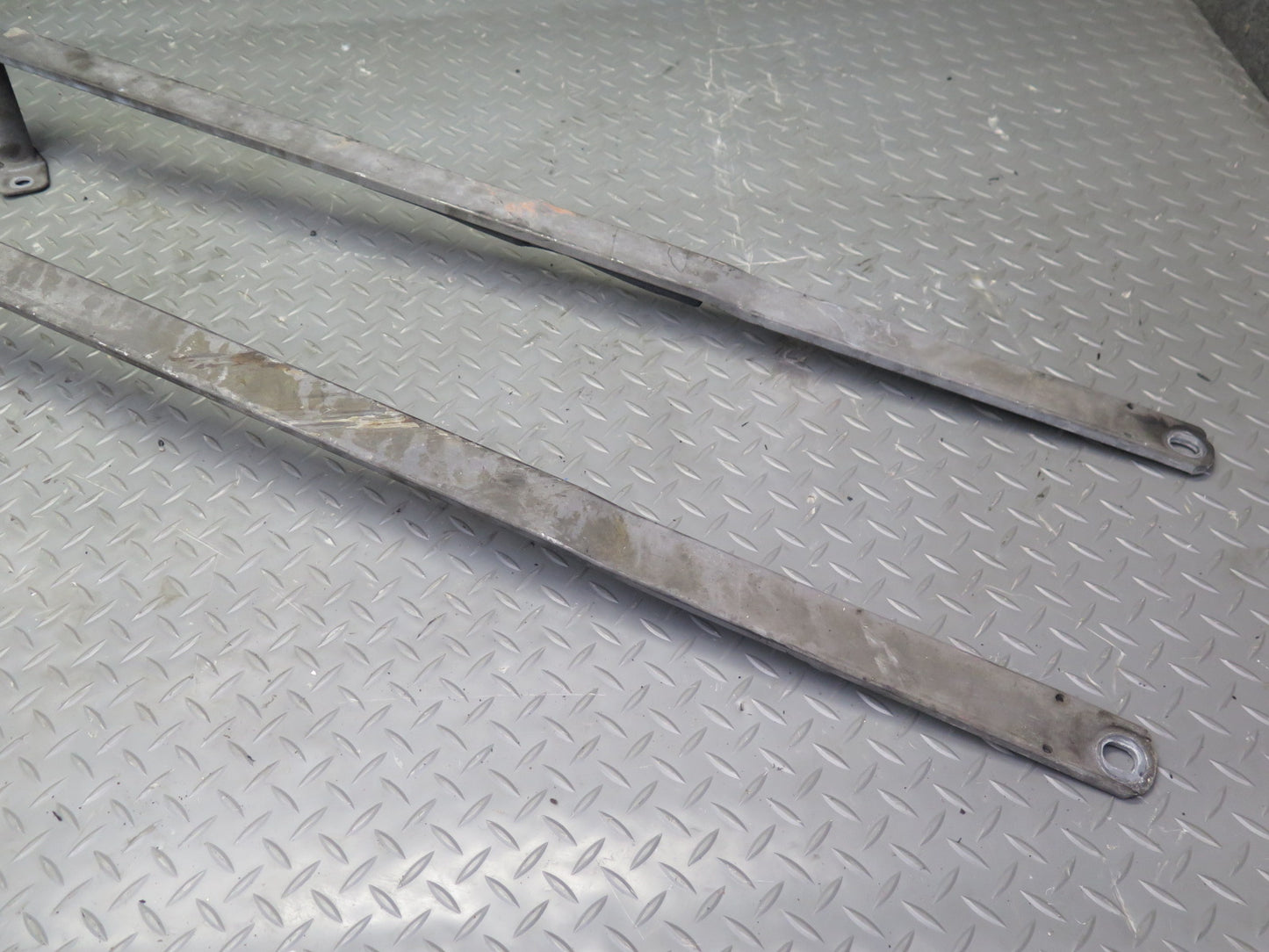 07-13 BMW E93 335i Conv Set of 4 Rear Pull Rod & Front V-brace Bracket 64K OEM