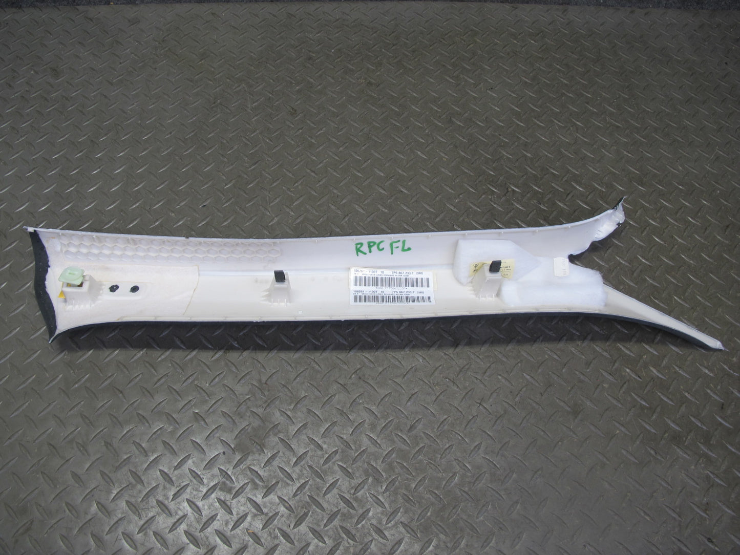 11-18 Porsche Cayenne 958 Front Right & Left Side A Pillar Trim Cover Panel Set