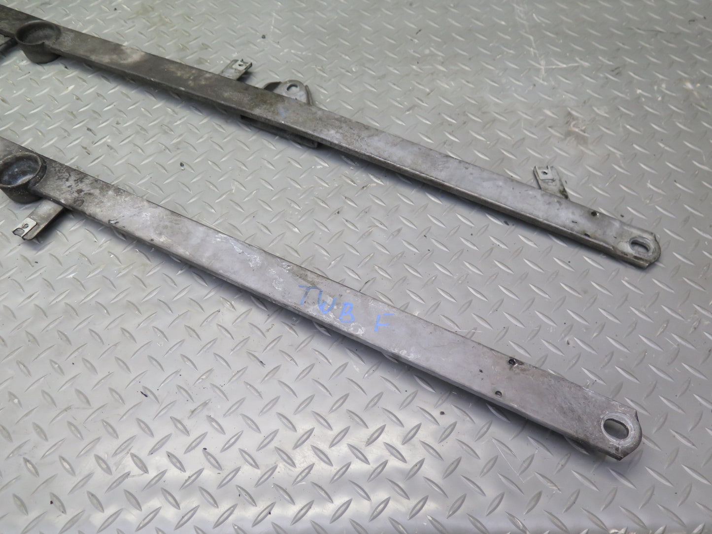 07-13 BMW E93 335i Conv Set of 4 Rear Pull Rod & Front V-brace Bracket 64K OEM