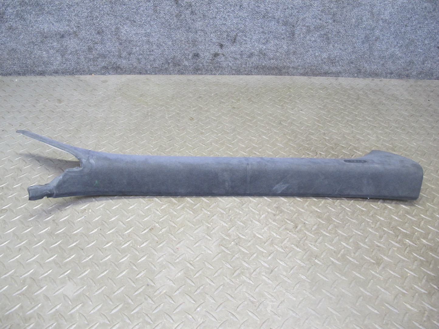 11-18 Porsche Cayenne 958 Front Right & Left Side A Pillar Trim Cover Panel Set