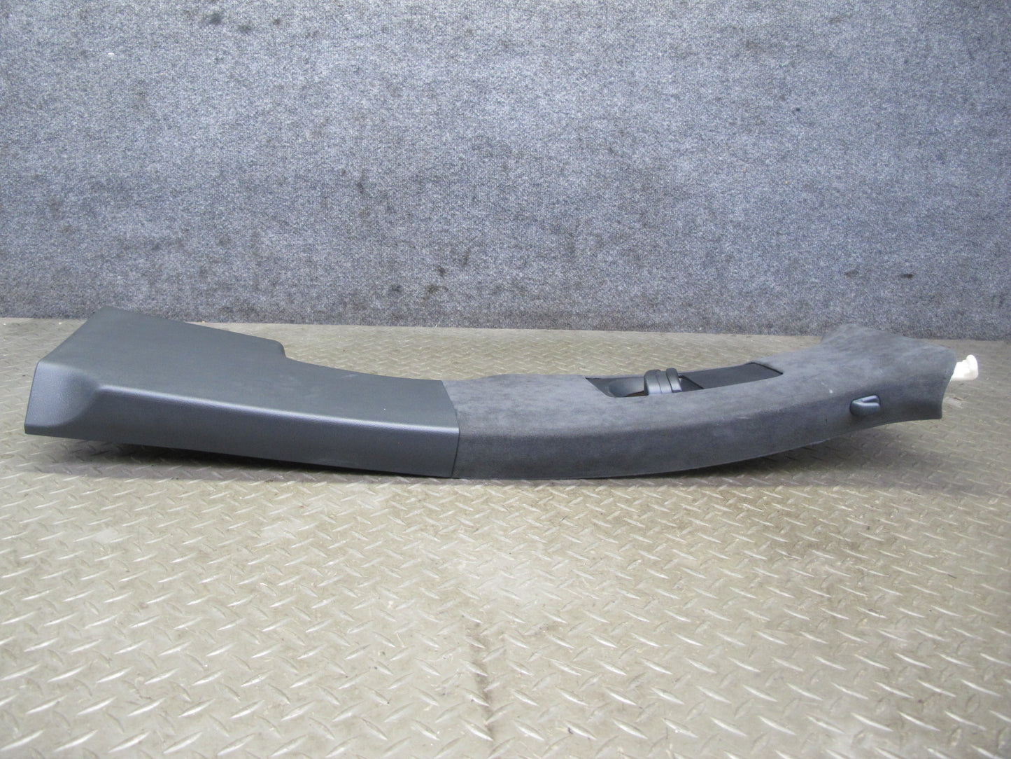 11-18 Porsche Cayenne 958 Right Left Side Upper B Pillar Trim Cover Panel Set