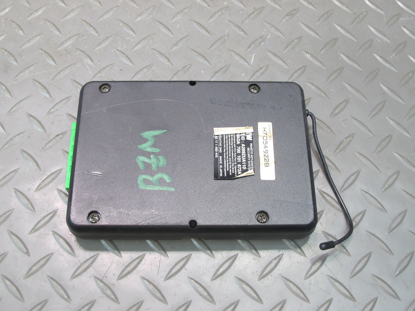 96-02 BMW E36/7 Z3 Remote Keyless Entry Security System Module 1469445 OEM