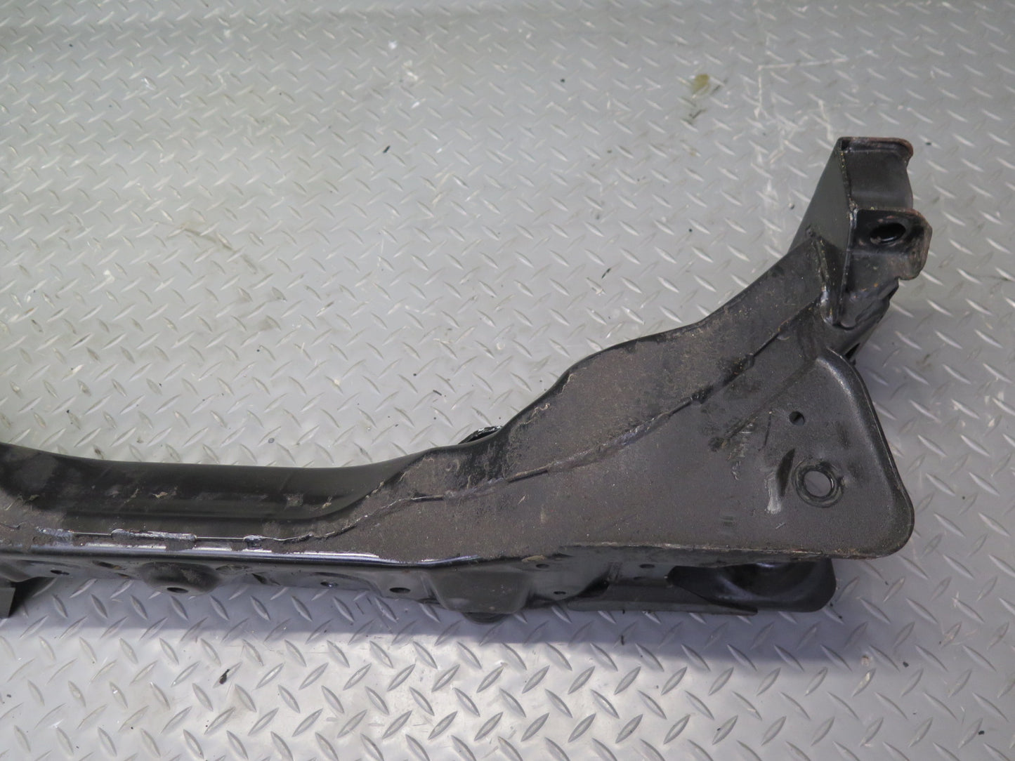 03-09 Nissan 350Z Z33 Front Suspension Subframe Crossmember Carrier 68K Mile OEM