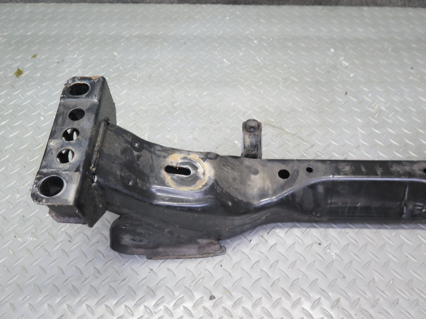 03-09 Nissan 350Z Z33 Front Suspension Subframe Crossmember Carrier 68K Mile OEM