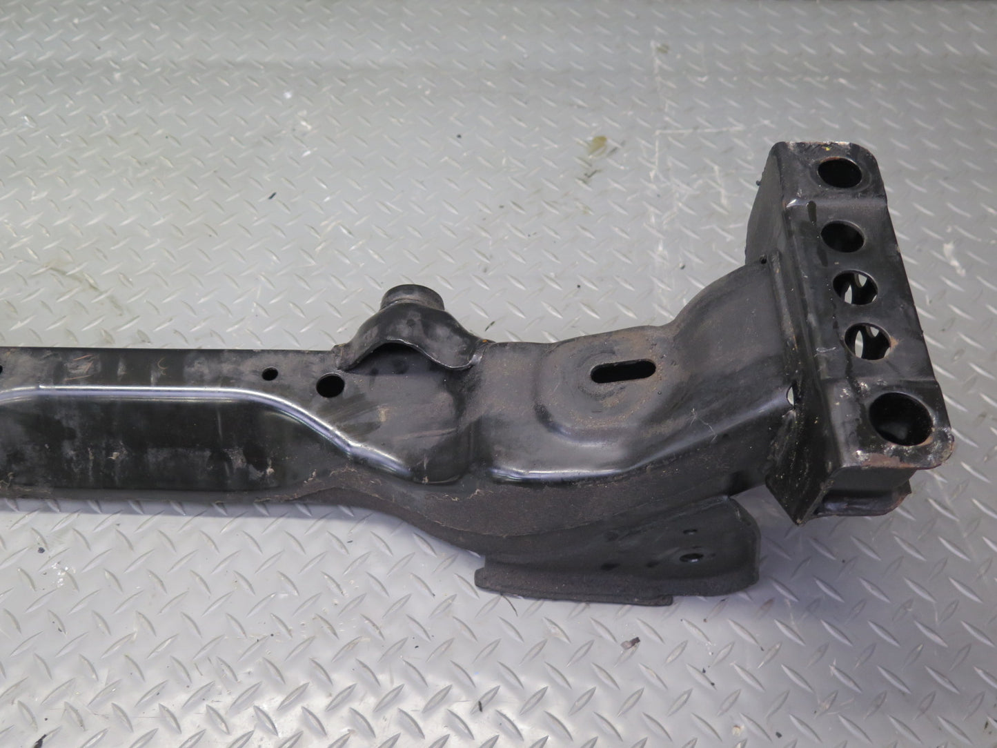 03-09 Nissan 350Z Z33 Front Suspension Subframe Crossmember Carrier 68K Mile OEM