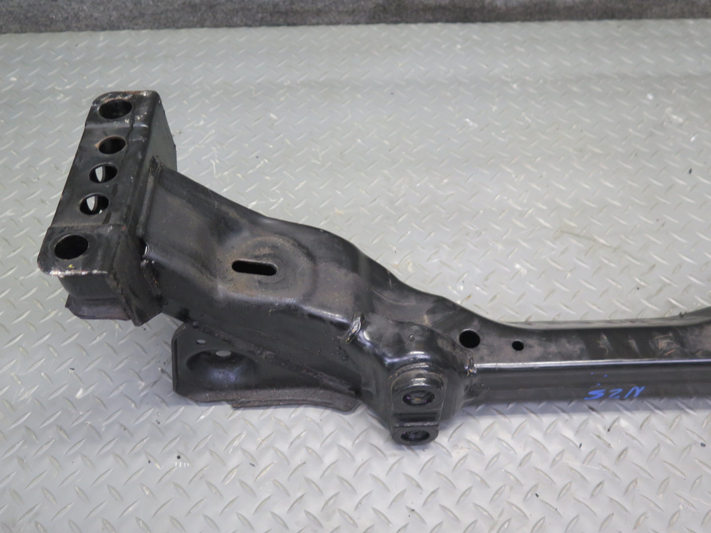 03-09 Nissan 350Z Z33 Front Suspension Subframe Crossmember Carrier 68K Mile OEM