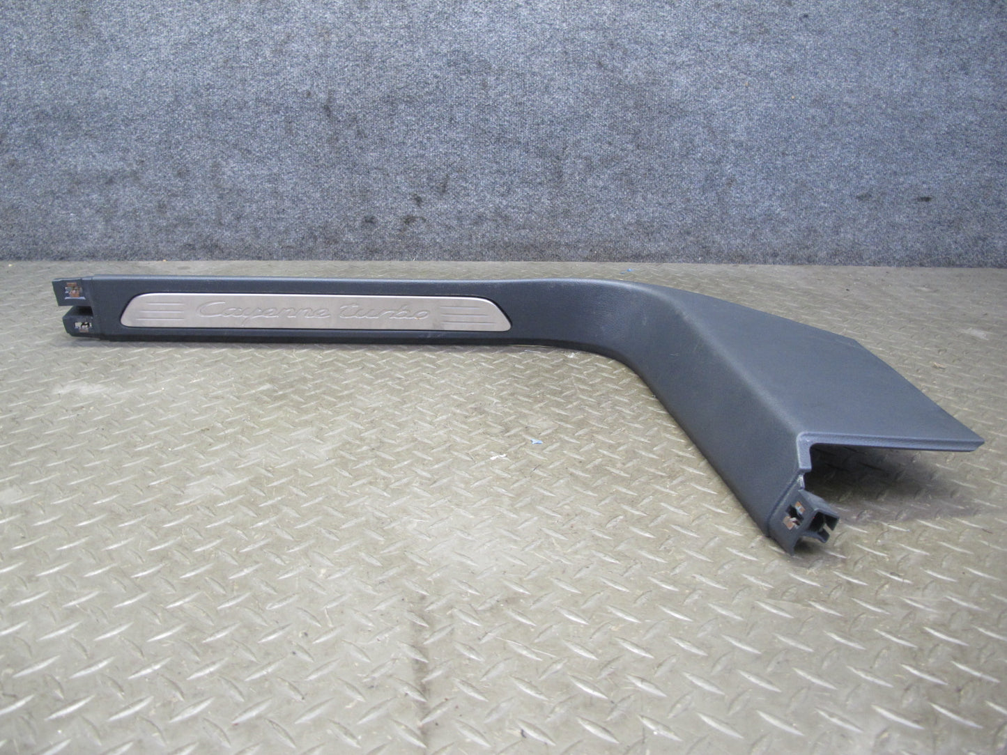 2011-2018 Porsche Cayenne 958 Front Left & Right Sill Scuff Plate Kick Panel Set