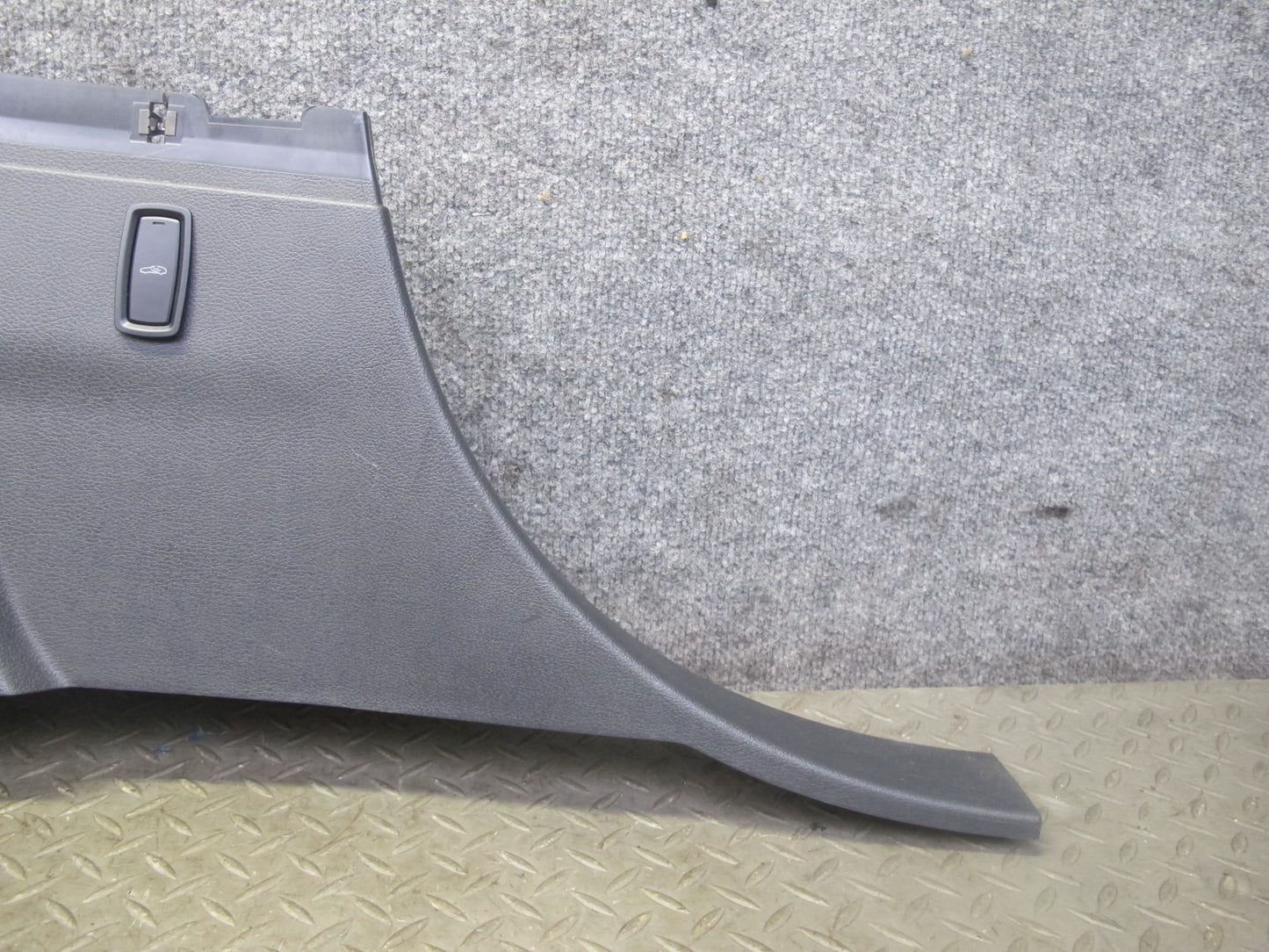 11-18 Porsche Cayenne 958 Right Left Side B Pillar Lower Trim Cover Panel Set