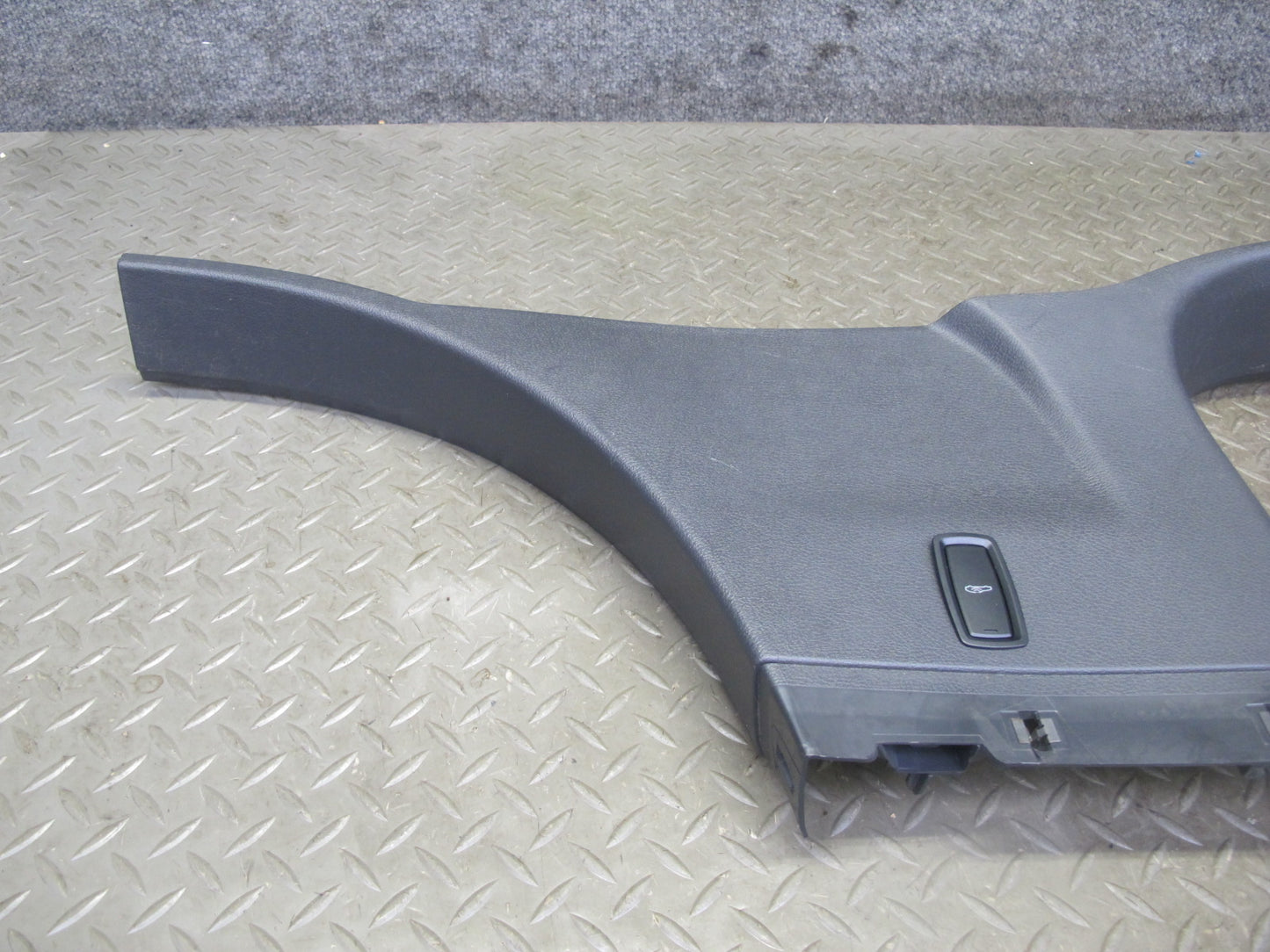 11-18 Porsche Cayenne 958 Right Left Side B Pillar Lower Trim Cover Panel Set