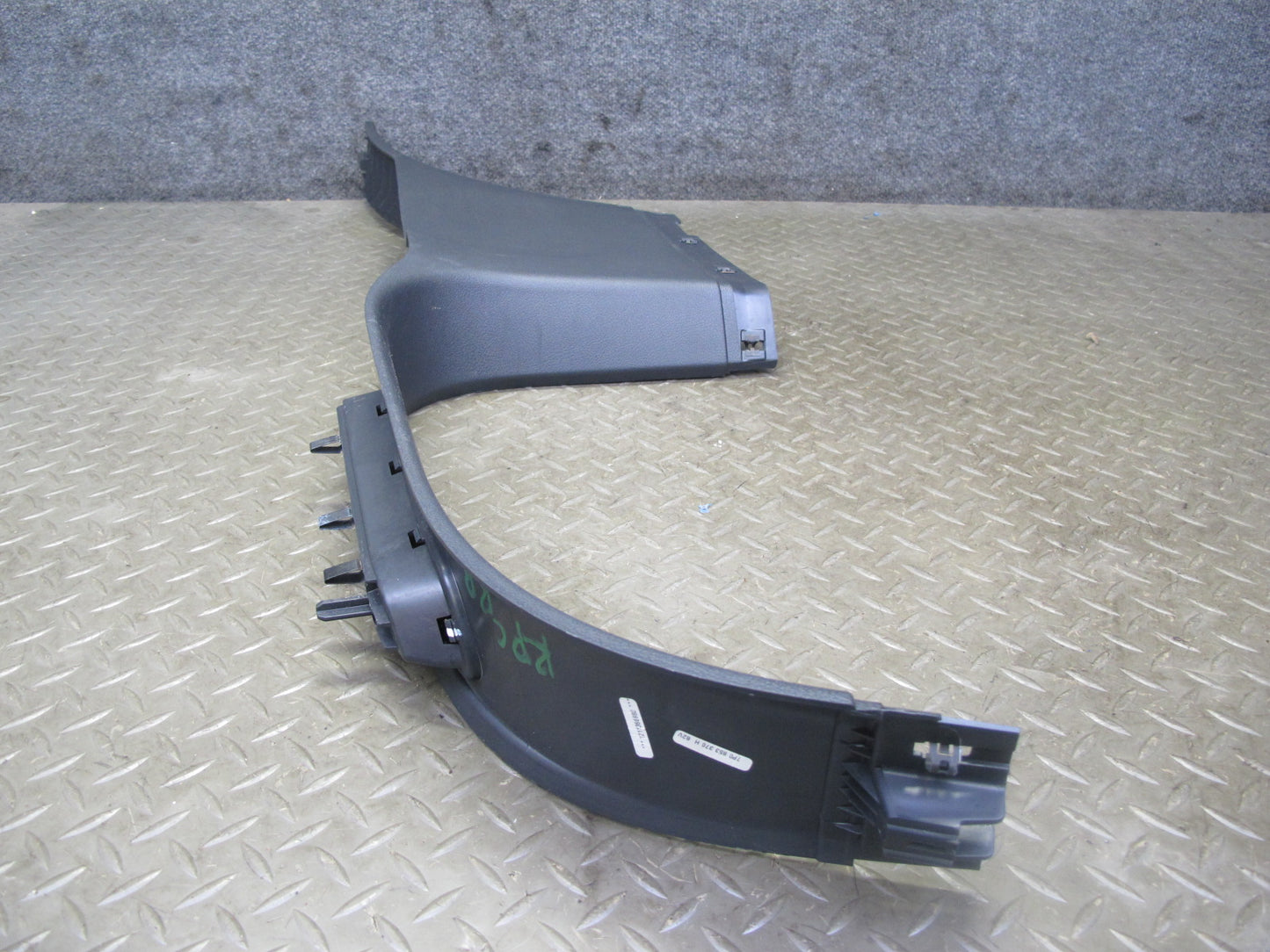 11-18 Porsche Cayenne 958 Right Left Side B Pillar Lower Trim Cover Panel Set