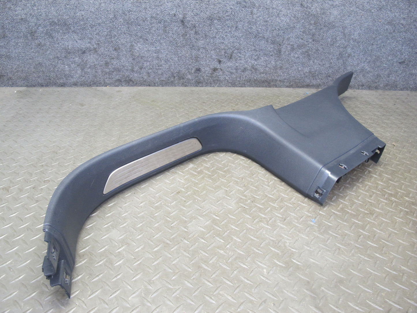 11-18 Porsche Cayenne 958 Right Left Side B Pillar Lower Trim Cover Panel Set