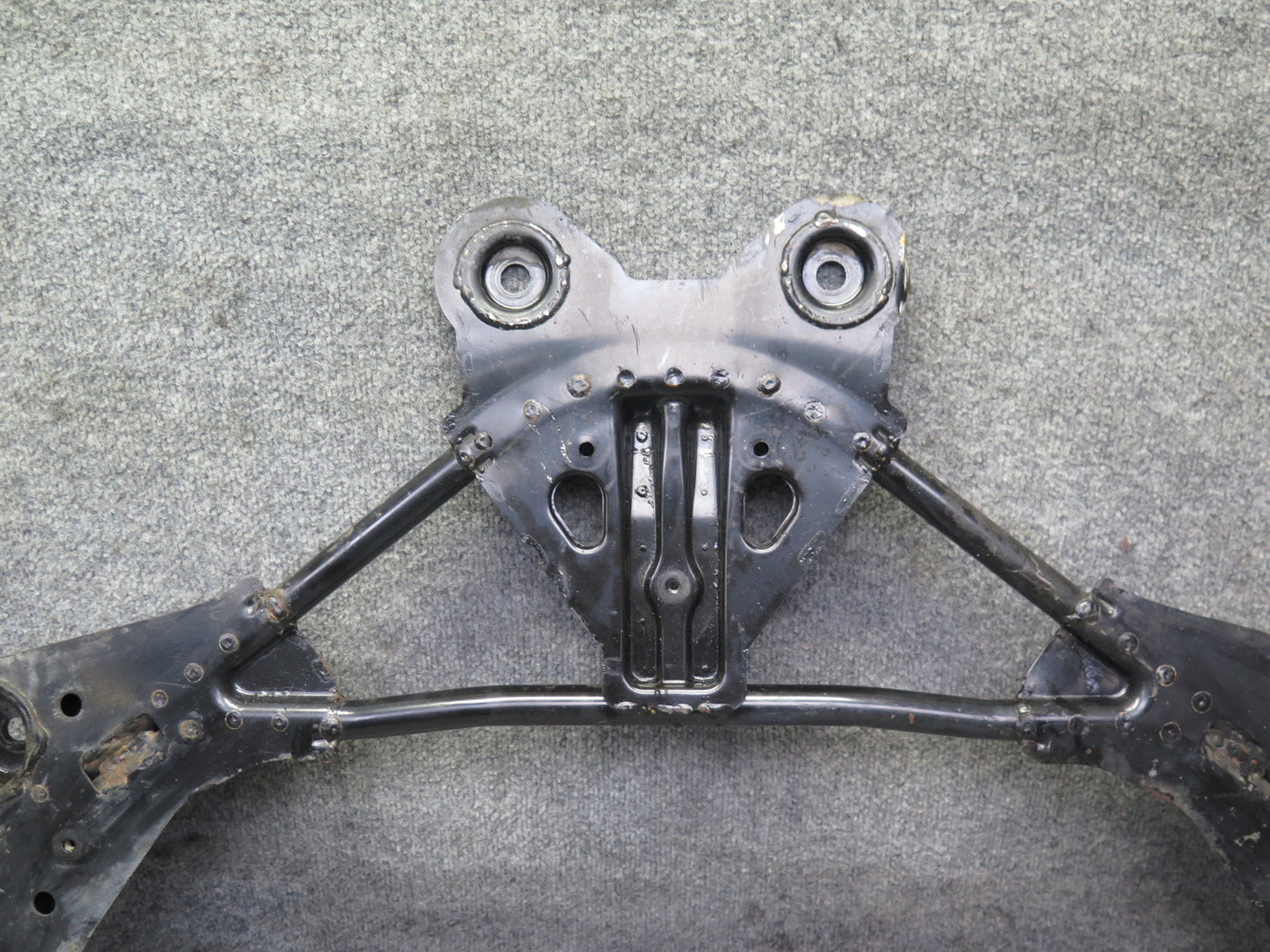 03-06 Nissan 350Z Z33 Front Subframe Crossmember Crossbar Brace OEM