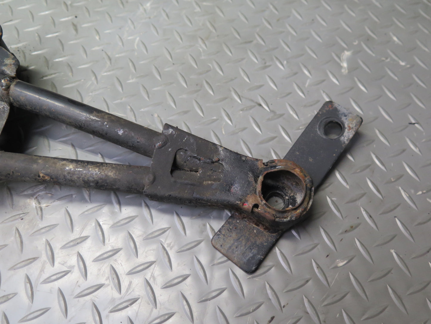 03-06 Nissan 350Z Z33 Front Subframe Crossmember Crossbar Brace OEM