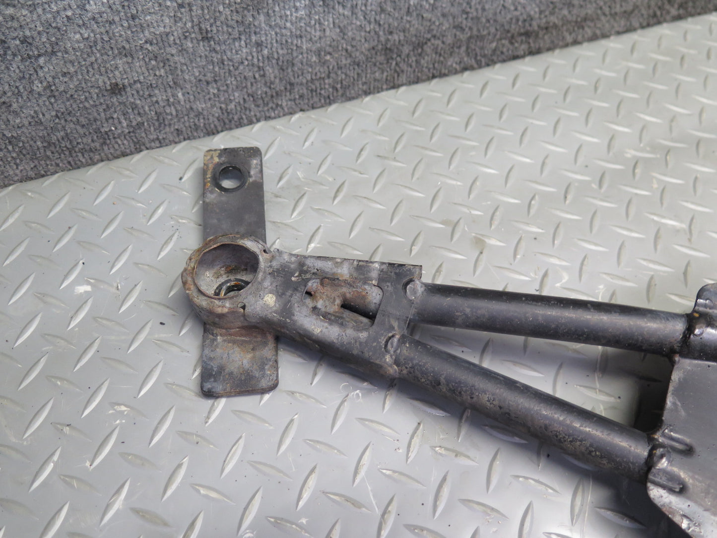 03-06 Nissan 350Z Z33 Front Subframe Crossmember Crossbar Brace OEM