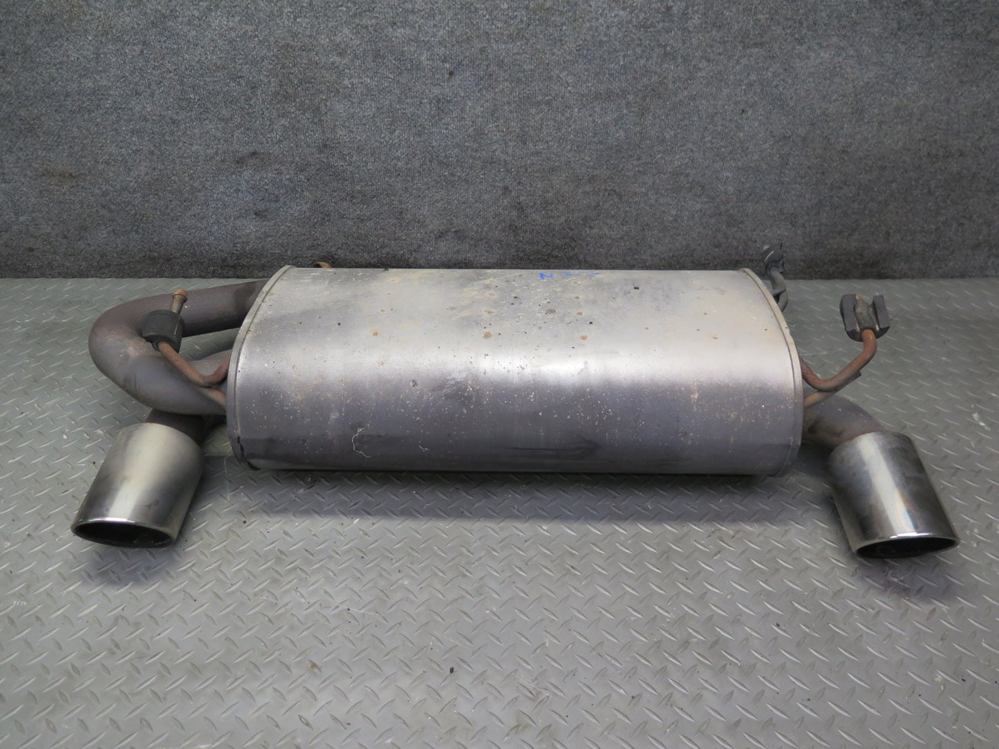 03-05 Nissan Z33 350Z VQ35DE Rear Exhaust Muffler w Tips 68K Miles OEM