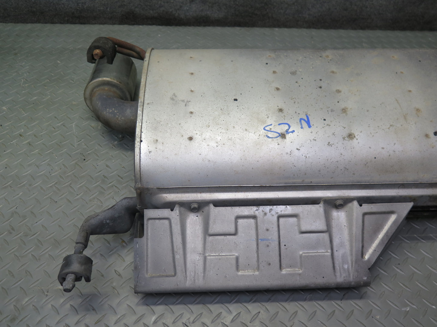 03-05 Nissan Z33 350Z VQ35DE Rear Exhaust Muffler w Tips 68K Miles OEM