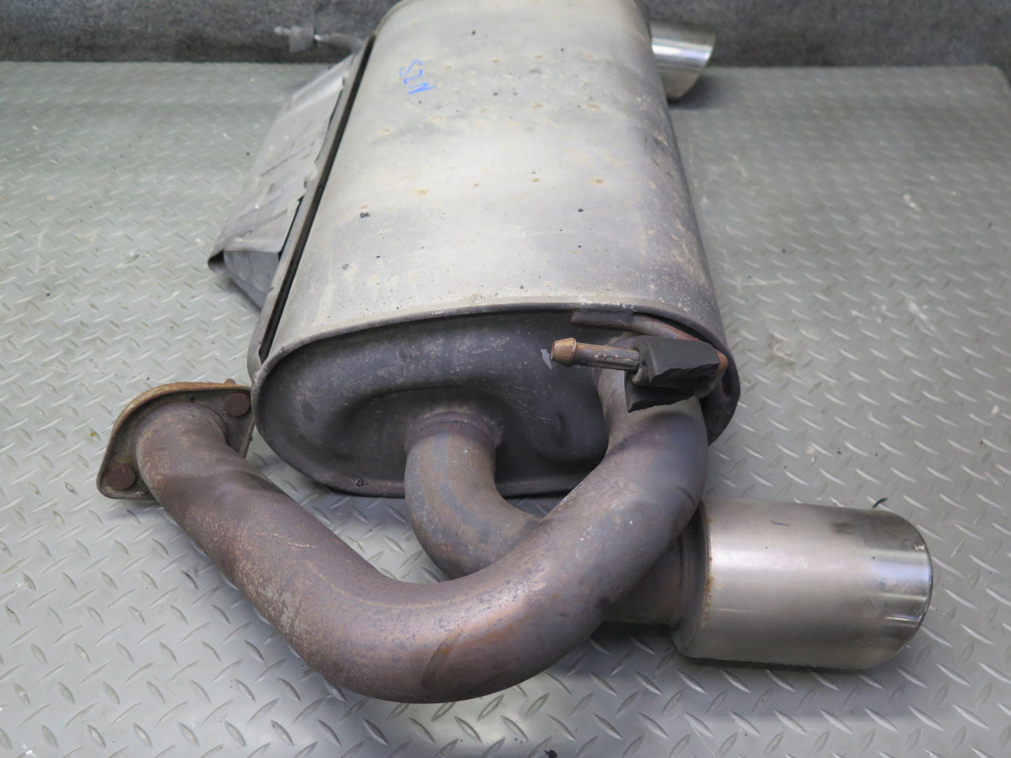 03-05 Nissan Z33 350Z VQ35DE Rear Exhaust Muffler w Tips 68K Miles OEM