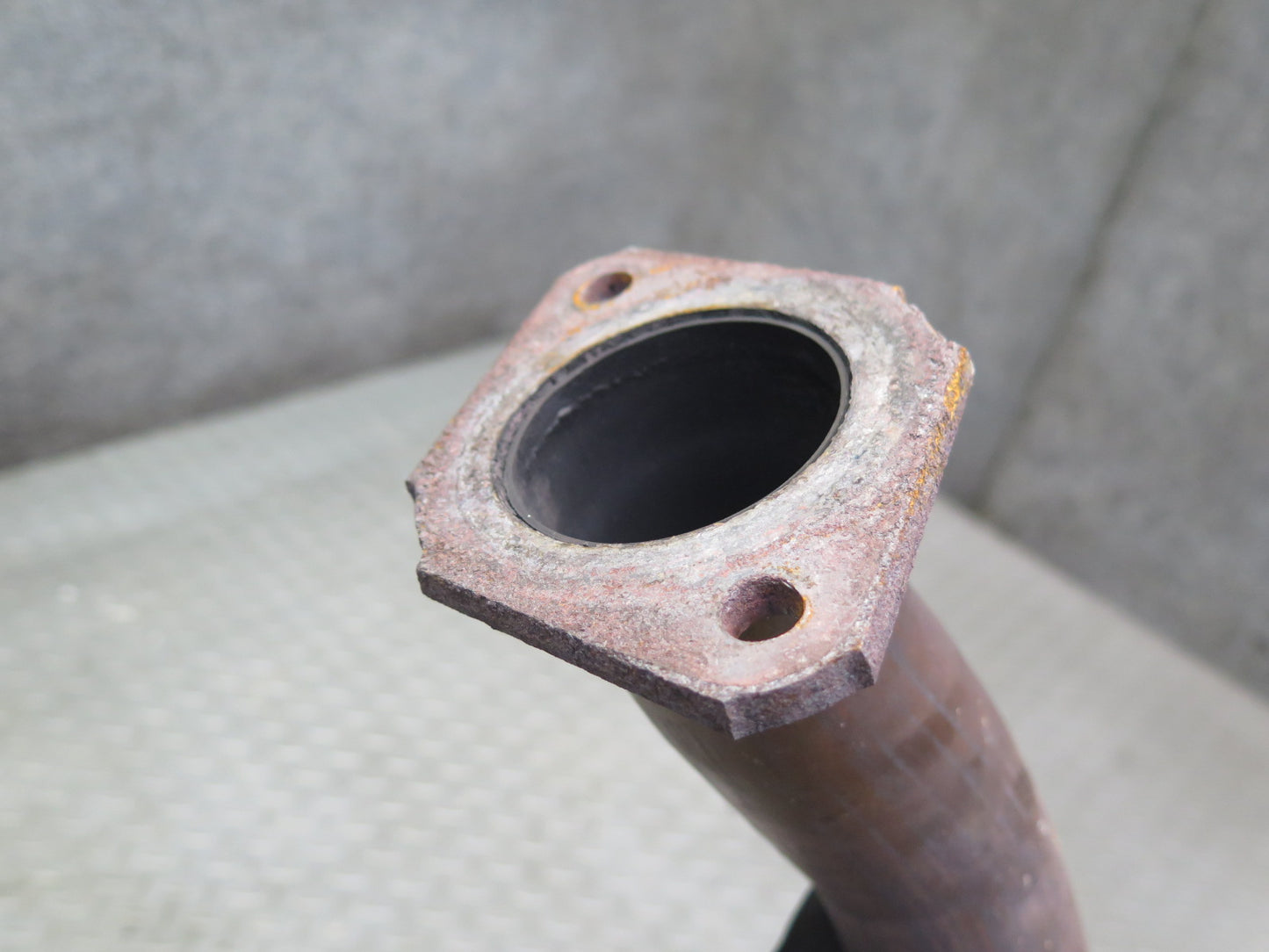 03-09 Nissan Z33 350Z Exhaust Muffler MID Pipe 68K Miles OEM