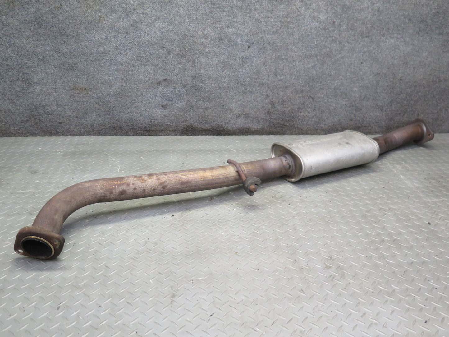 03-09 Nissan Z33 350Z Exhaust Muffler MID Pipe 68K Miles OEM