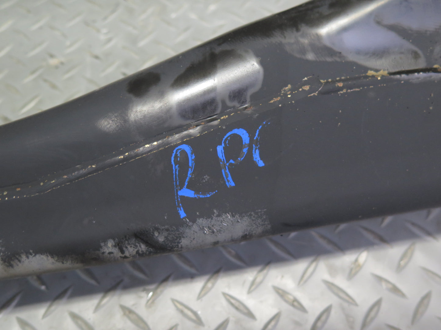 2011-2014 Porsche Cayenne 958 V8 Transmission Support Mount Bracket Carrier