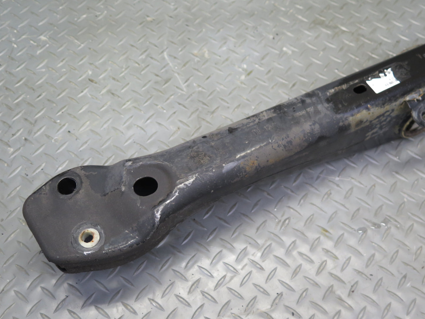 2011-2014 Porsche Cayenne 958 V8 Transmission Support Mount Bracket Carrier