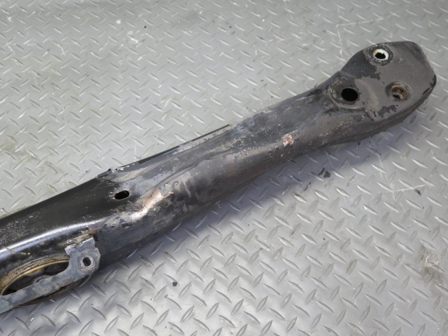 2011-2014 Porsche Cayenne 958 V8 Transmission Support Mount Bracket Carrier