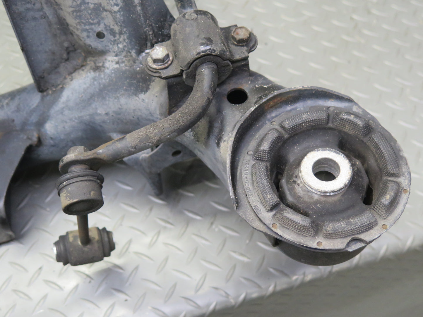 01-05 Lexus JCE10L IS300 Rear Suspension Crossmember Sub Frame Subframe OEM