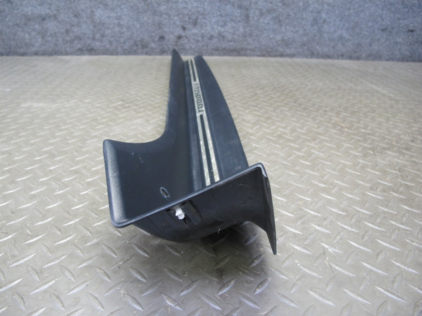 96-02 BMW E36/7 Z3 Roadster Set of 2 Door Scuff Sill Step Trim Plate w Seals OEM