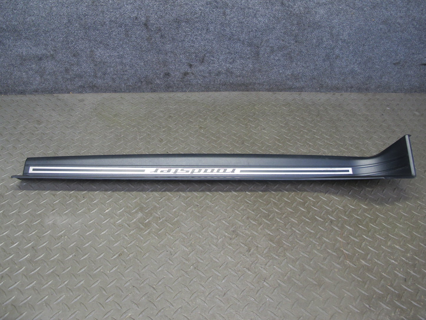 96-02 BMW E36/7 Z3 Roadster Set of 2 Door Scuff Sill Step Trim Plate w Seals OEM