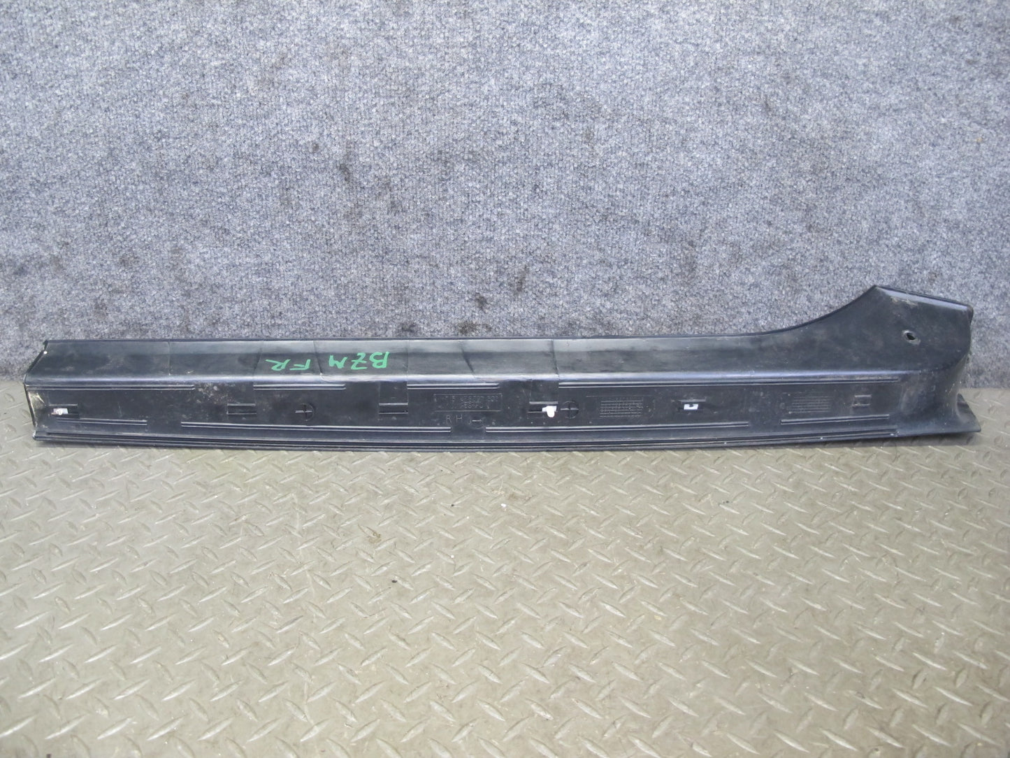 96-02 BMW E36/7 Z3 Roadster Set of 2 Door Scuff Sill Step Trim Plate w Seals OEM